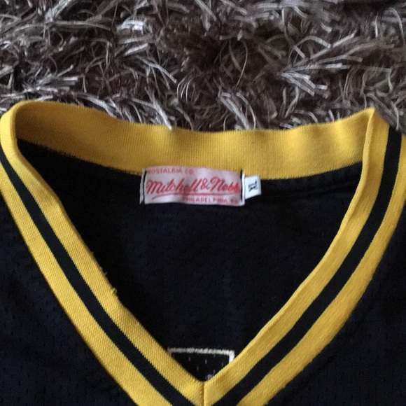 Authentic McCutchen Pittsburgh Pirates Jersey - Picture 4 of 5